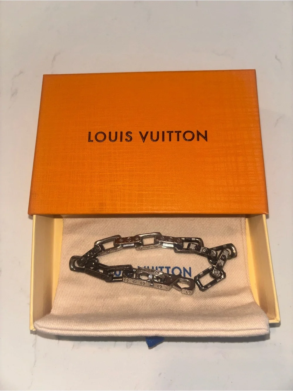 Louis Vuitton Men’s Polished Silver Link Bracelet